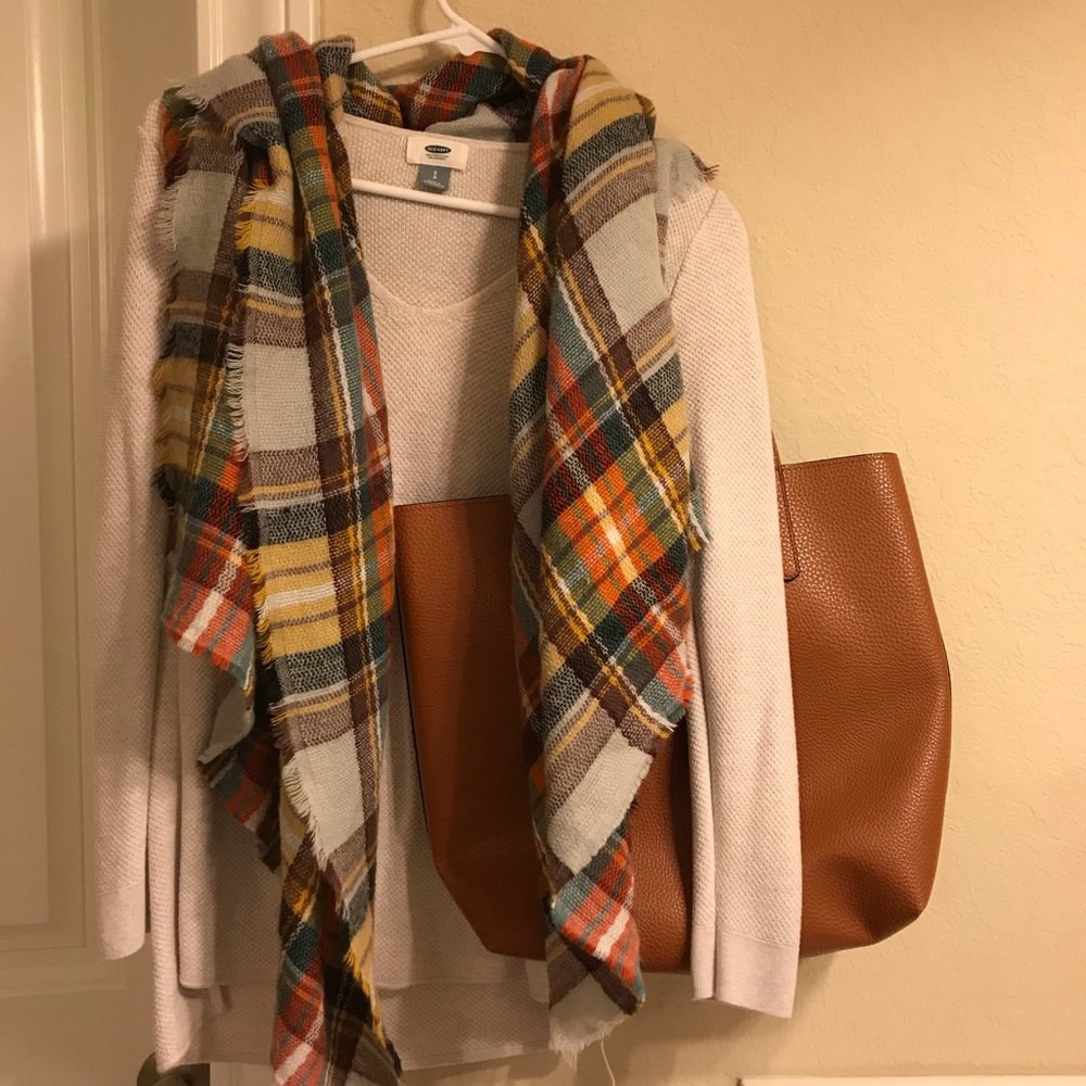 Plaid scarf